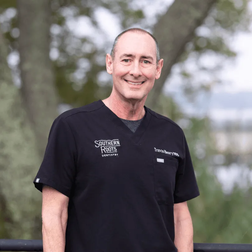 Portrait of Dr Travis Henry